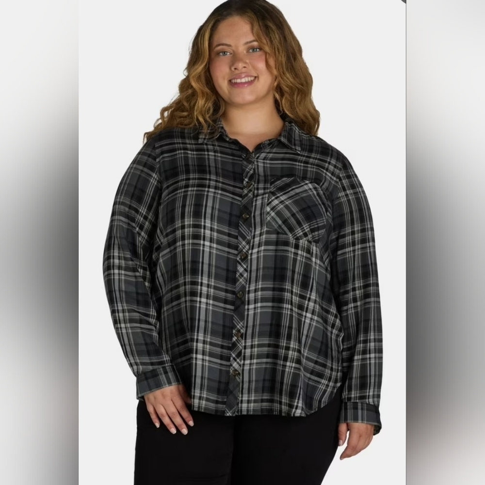 NWT Women's Plus Size Plaid Button Shirt- Size 0X 14W
